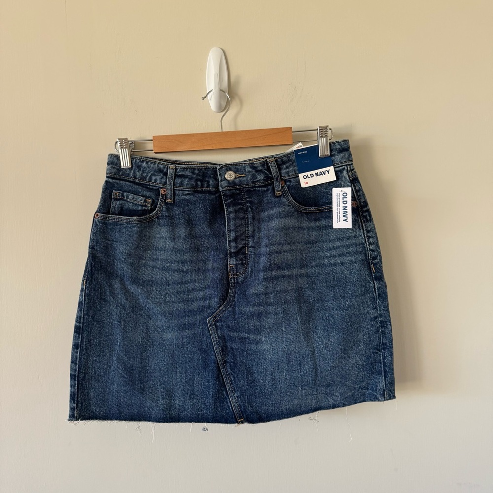 NWT Old Navy Denim Mini Skirt Size 10